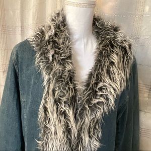 Denim 3/4 length jacket with Acrylic Fur trim